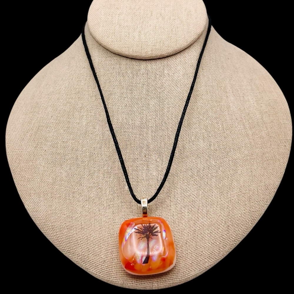 Vintage Art Glass Pendant Necklace With Palm Tree Boho Beachcore Bibe
